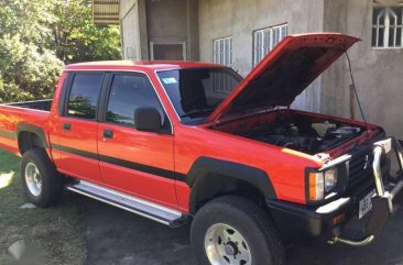 Mitsubishi Strada l200 4x4 for sale