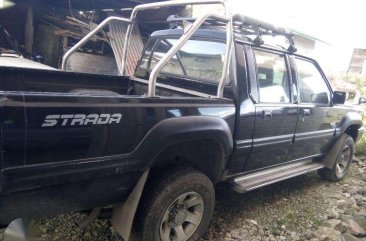 For sale Mitsubishi Strada L200 pick up 99