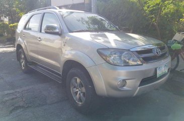 Well-kept Toyota Fortuner 2005 for sale