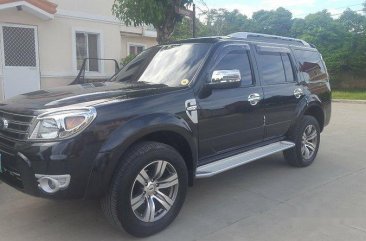 Well-kept Ford Everest 2013 XLS A/T for sale