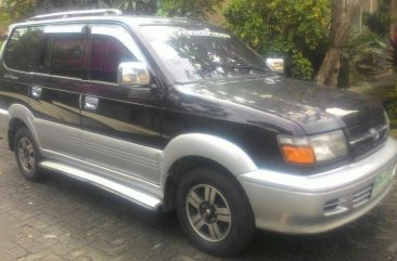 2000 model Toyota Revo sport runner MT for sale