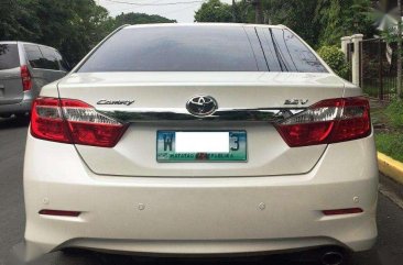 2013 Toyota Camry 2.5 V pearl white for sale