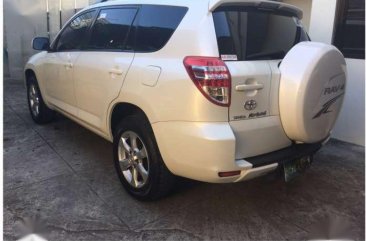 Toyota Rav4 2.4 gas 4x2 matic for sale