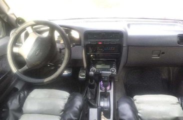 Nissan Frontier 4x4 automatic transmission 2000mdl for sale