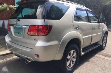 2005 Toyota FORTUNER Gasoline Automatic for sale