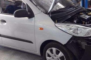 2015 Hyundai i10 silver for sale