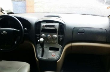 2009 Hyundai Starex automatic for sale 