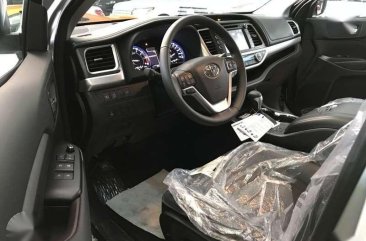 Toyota Highlander V6 AWD AT 2018 for sale 