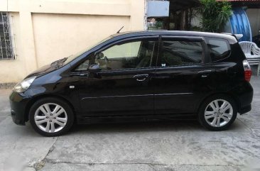 Honda Jazz 1.3 manual tranny 2006 for sale