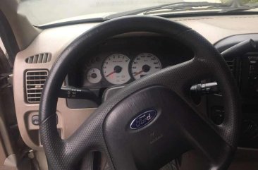 Ford Escape 2003 model for sale 