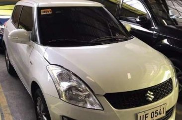 2017 Suzuki SWIFT AT White HB For Sale 