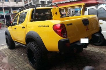 Mitsubishi Strada 2010 for sale 