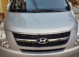 Well-maintained Hyundai Grand Starex 2013 for sale