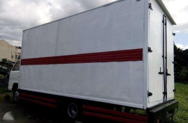 2002 ISUZU forward Aluminum van 6bg1 Turbo 22ft for sale