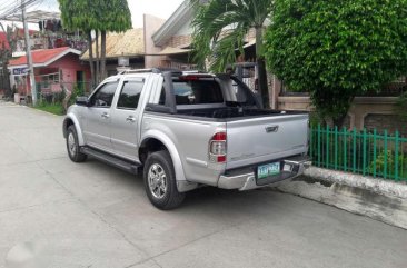 Isuzu D-Max 2005 LS 4x2 MT Silver Pickup For Sale 