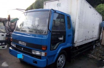 2002 ISUZU forward Aluminum van 6bg1 Turbo 22ft for sale