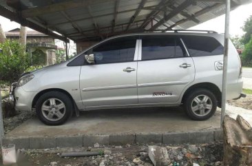 Toyota INNOVA Diesel Silver SUV For Sale 