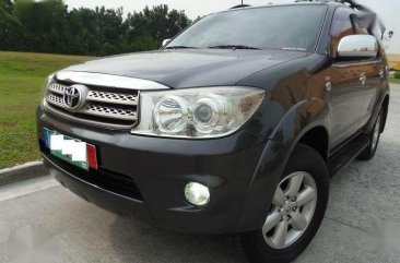  Toyota Fortuner G Diesel AT 2.5L for sale 