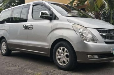 Hyundai Starex VGT AT 2009 for sale 