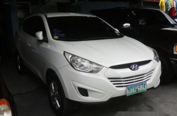 Well-maintained Hyundai Tucson 2011 for sale