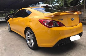 2012 Hyundai Genesis 3.8 AT Yellow For Sale 