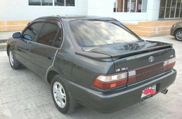 Toyota Corolla GLi MT Gray Sedan For Sale 