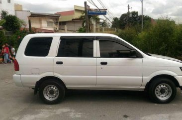 Isuzu Croswind XL 2012 MT White SUV For Sale 