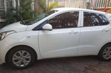 Hyundai Grand i10 AT 2015 White HB For Sale 