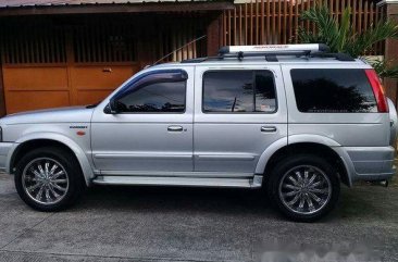 Well-maintained Ford Everest 2004 for sale