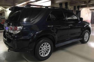 Toyota Fortuner 4x4 2014 AT Black For Sale 