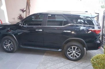 2017 Toyota Fortuner V 2.4 AT Black For Sale 