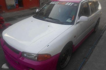 Car Mitsubishi Lancer WHITE FOR SALE