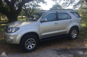 2005 Toyota Fortuner 4x4 3.0V Automatic Diesel FOR SALE