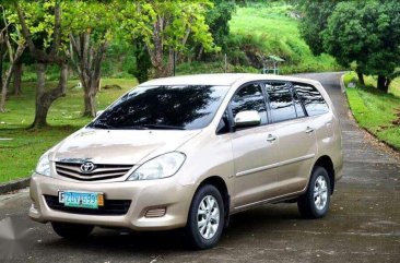 FOR SALE Toyota Innova G 2006