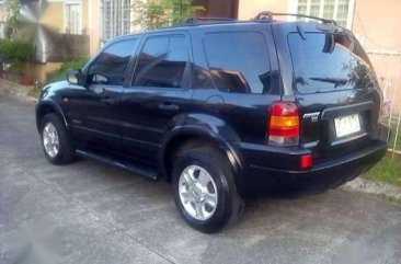 Ford Escape 2003 model FOR SALE