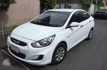 2014 Hyundai Accent 6 speed for sale