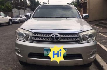 Toyota Fortuner G 2010 AT Silver SUV For Sale 