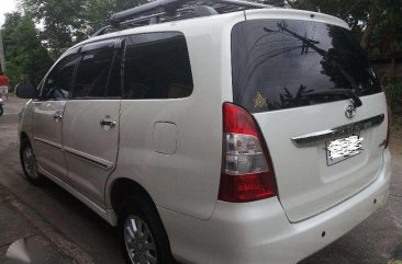 Toyota Innova 2014 2.0 MT White SUV For Sale 