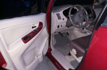 Toyota Innova G 2005 AT Red SUV For Sale 