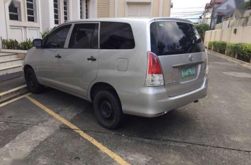 2009 Toyota Innova j FOR SALE