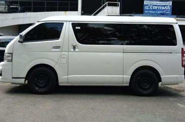 2012 Hiace Supergrandia 2.5 DSL AT FOR SALE