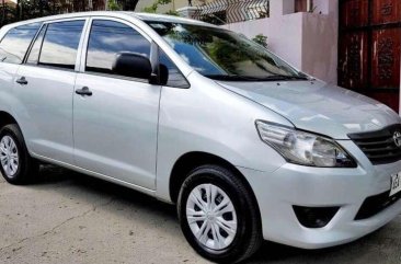 For Sale: 2015 Toyota Innova J 2.0 vvt-i Gas M-T