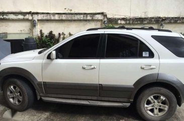 Kia Sorento white 2006 FOR SALE