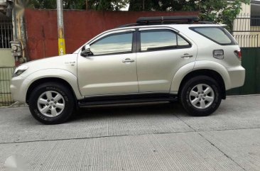 For sale 2006 TOYOTA Fortuner v automatic