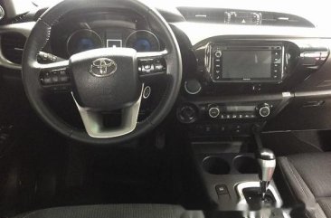 Well-kept Toyota Hilux 2016 for sale