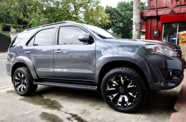 Toyota Fortuner Gas Automatic 2014 FOR SALE