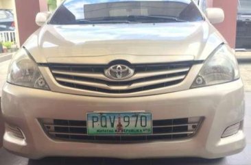 Toyota Innova model 2011 FOR SALE