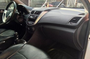 Hyundai Accent 2012 P300,000 for sale