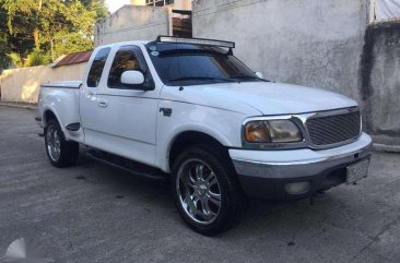 Ford F150 Lariat 4x4 2001 AT White Pickup For Sale 