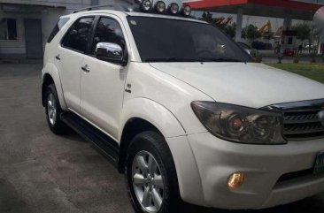 FOR SALE TOYOTA Fortuner G Automatic Dsl 2010